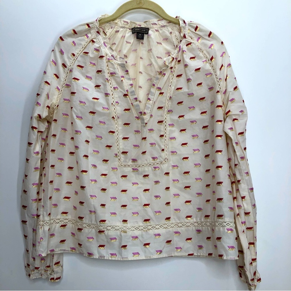 Point Sur cream pullover blouse with pink and gold metallic